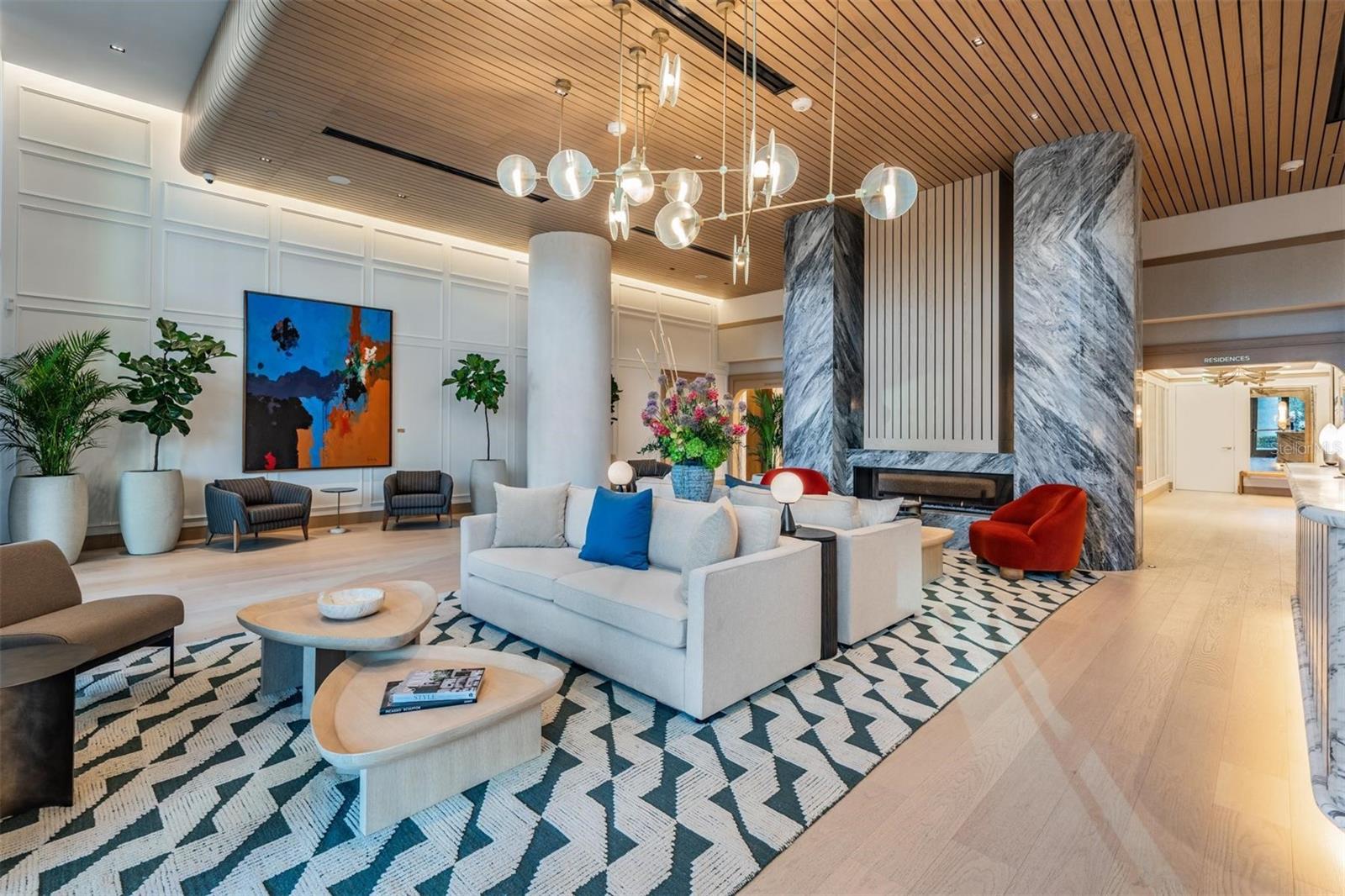 THE RITZ-CARLTON RESIDENCES - Residential