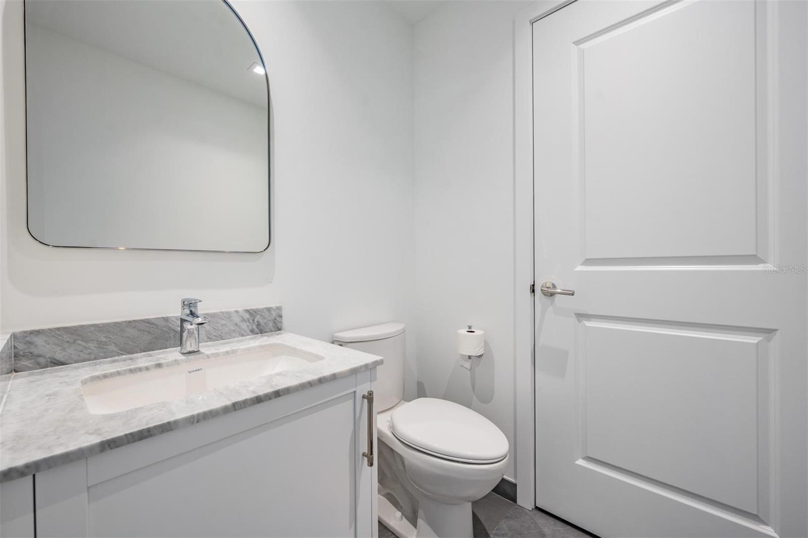 THE RITZ-CARLTON RESIDENCES - Residential