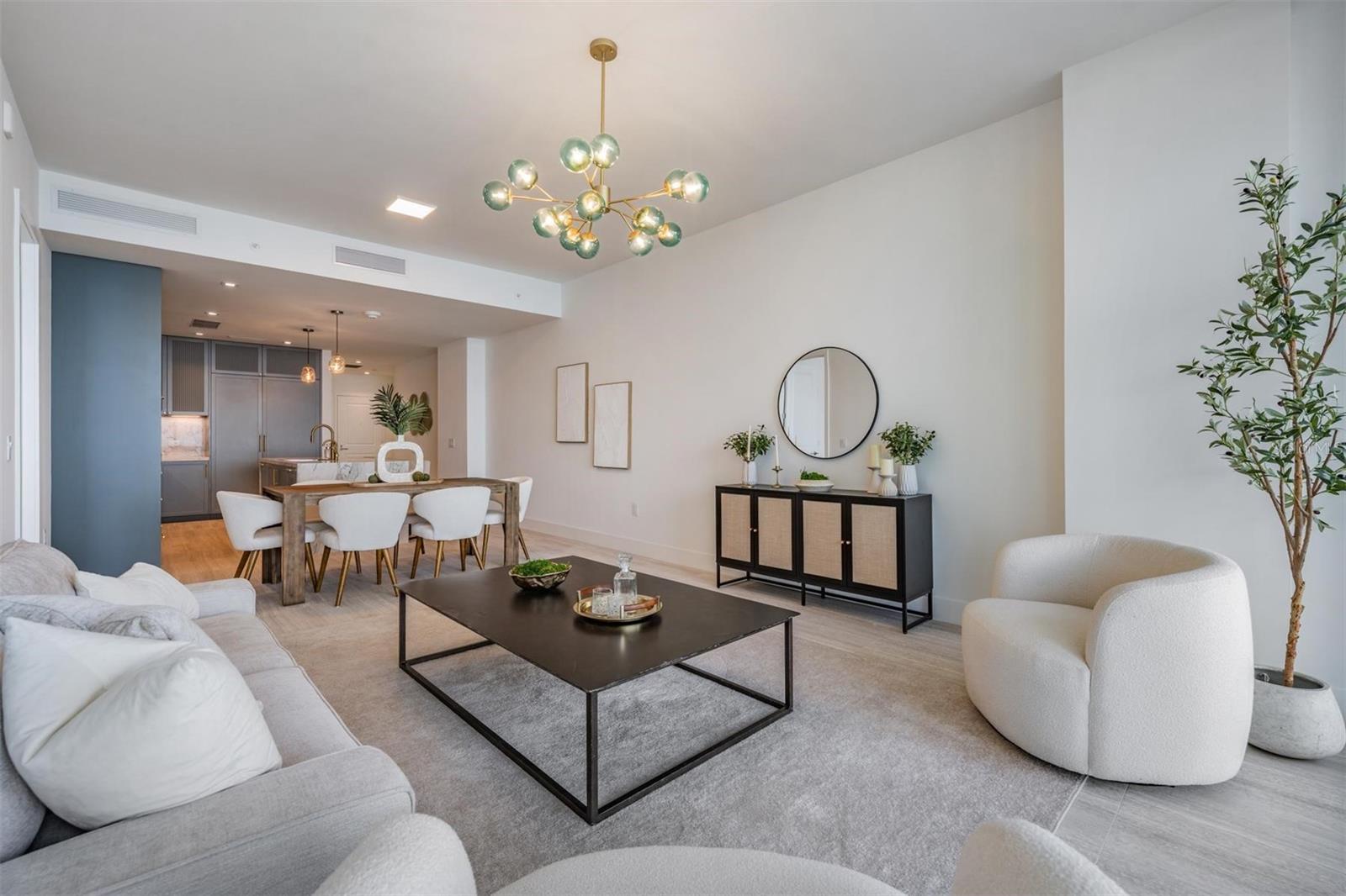 THE RITZ-CARLTON RESIDENCES - Residential