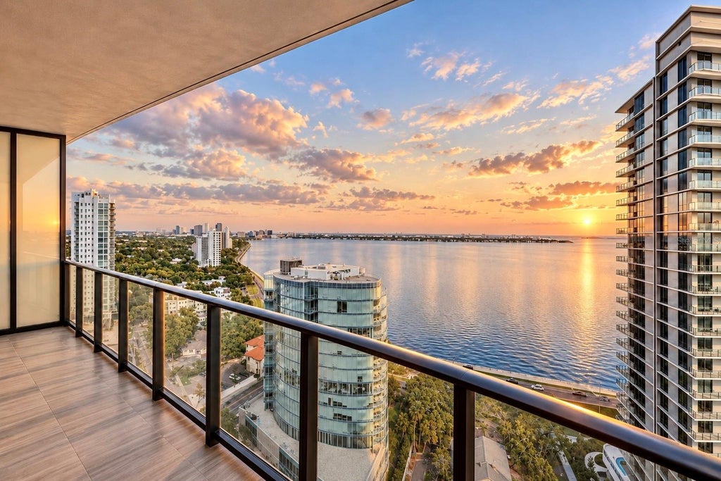 Photo of 3015 S Ysabella Avenue #2003, Tampa, FL 33629 (MLS # TB8481031)