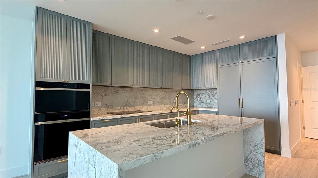 Photo of 3015 S Ysabella Avenue #2003, Tampa, FL 33629 (MLS # TB8481031)