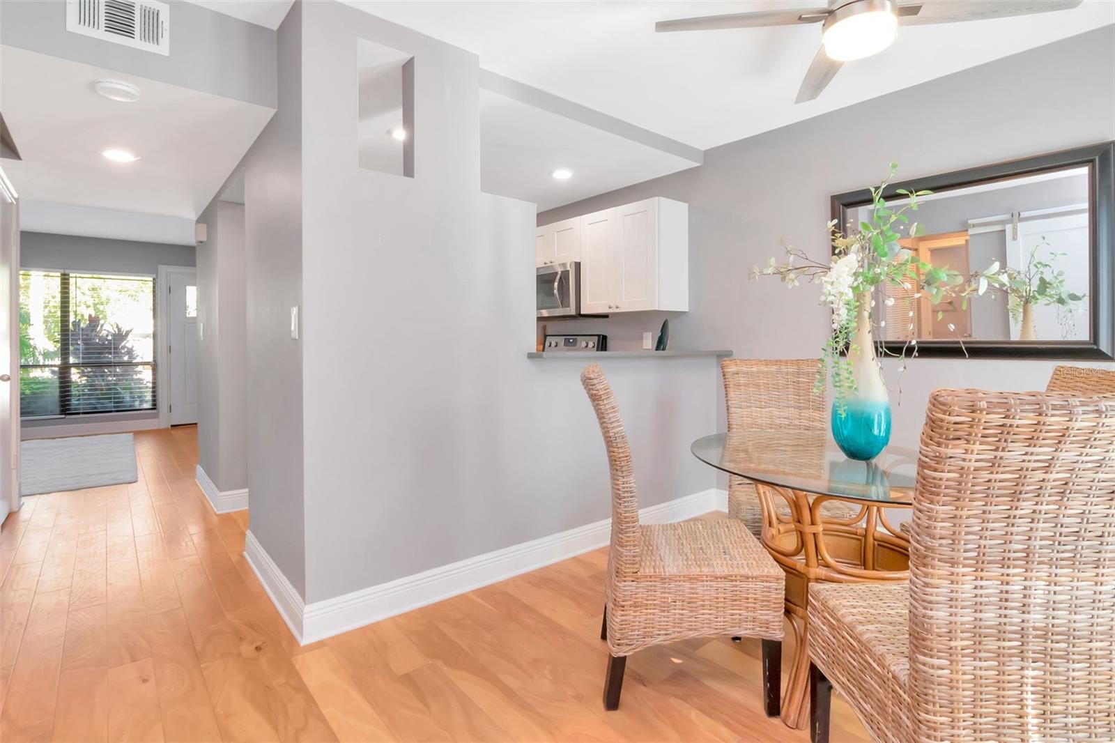 BERKELEY TWNHMS - Residential