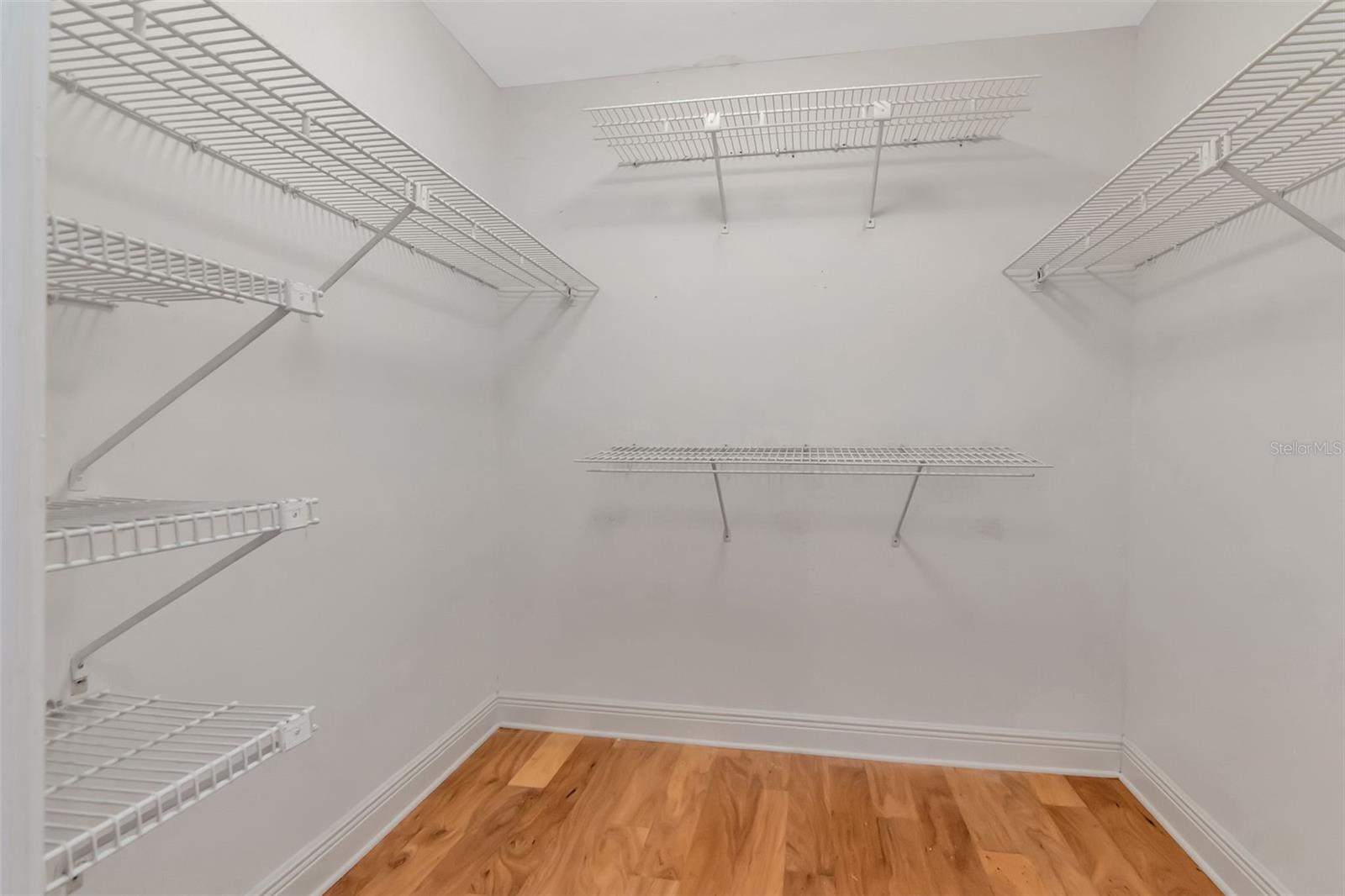 BERKELEY TWNHMS - Residential