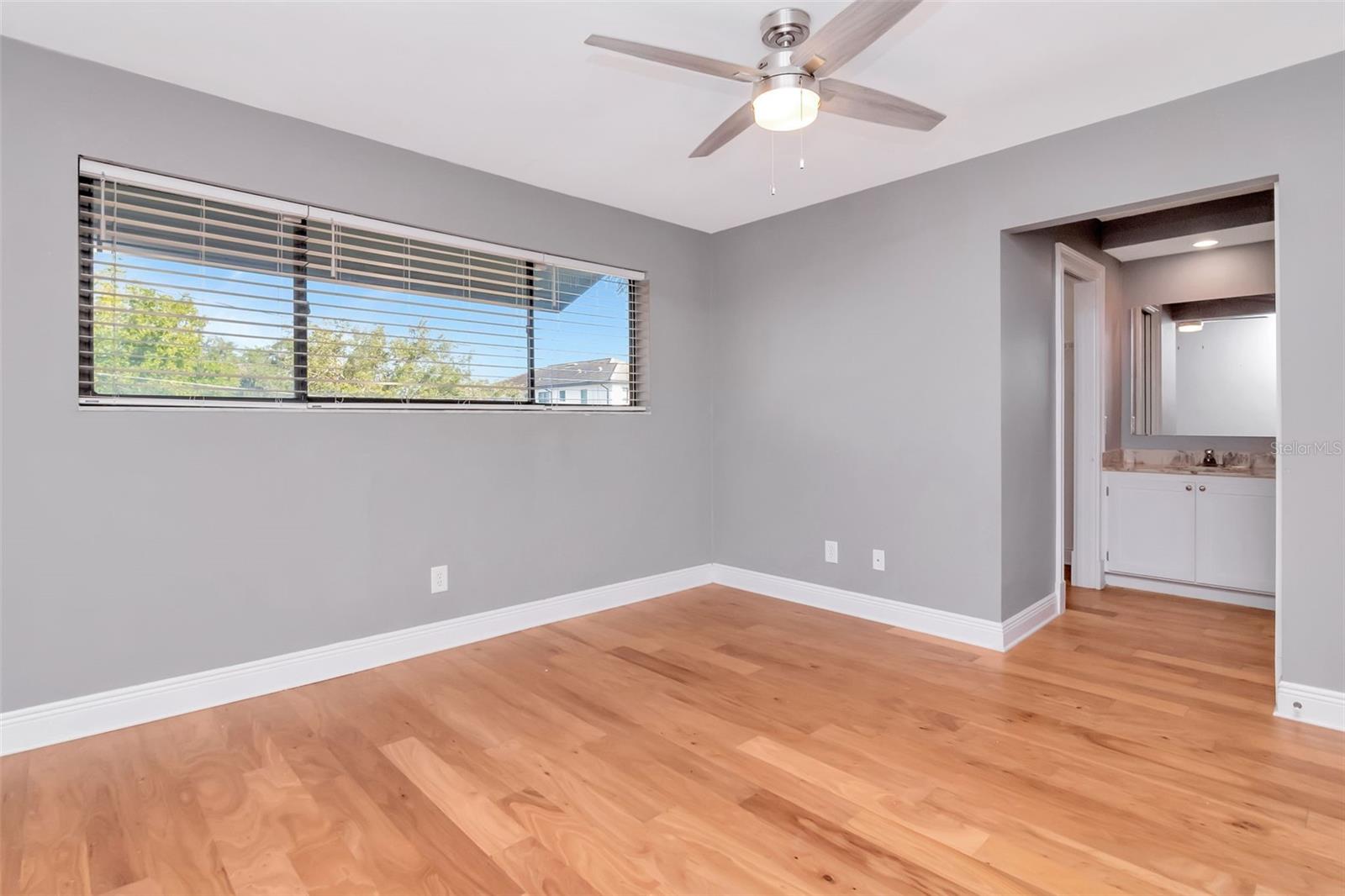 BERKELEY TWNHMS - Residential