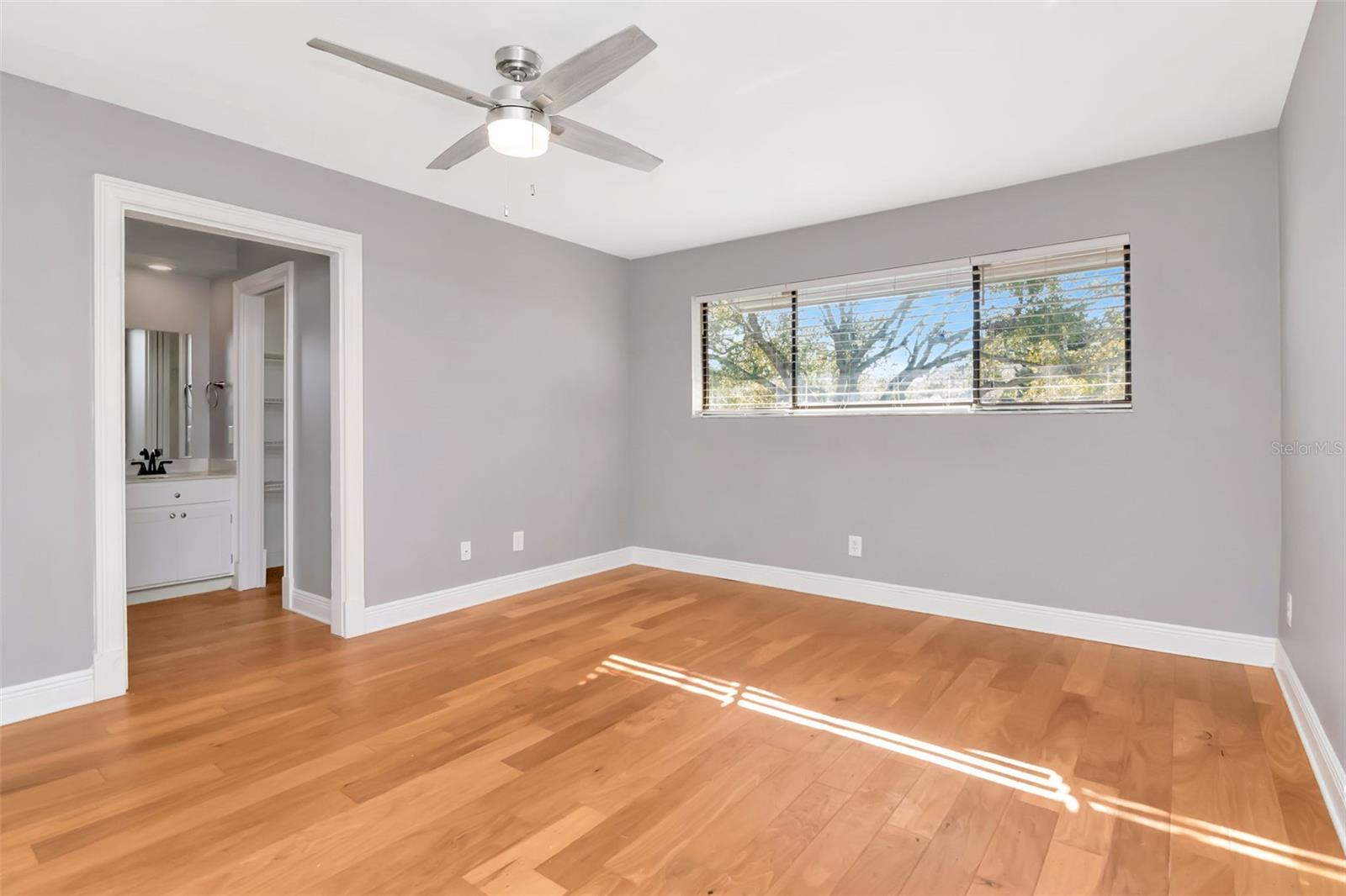 BERKELEY TWNHMS - Residential