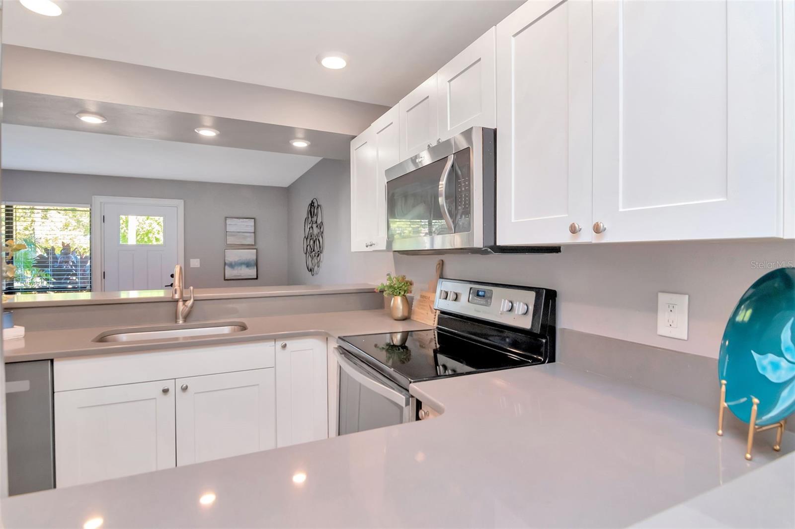 BERKELEY TWNHMS - Residential