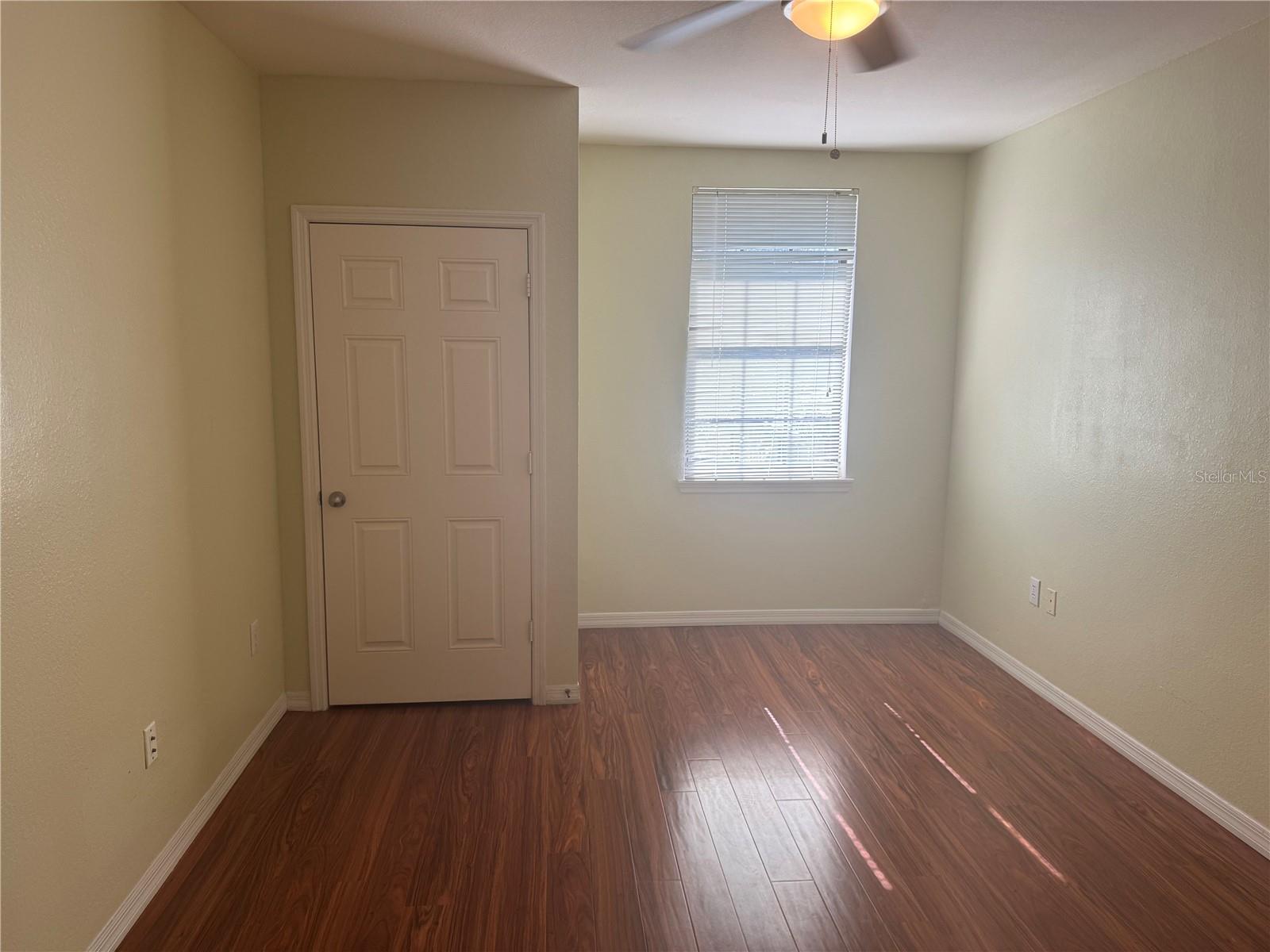REGISTRY/MICHIGAN PARK CONDO - Residential