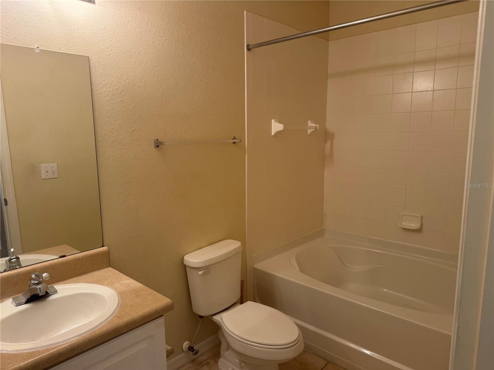 REGISTRY/MICHIGAN PARK CONDO - Residential