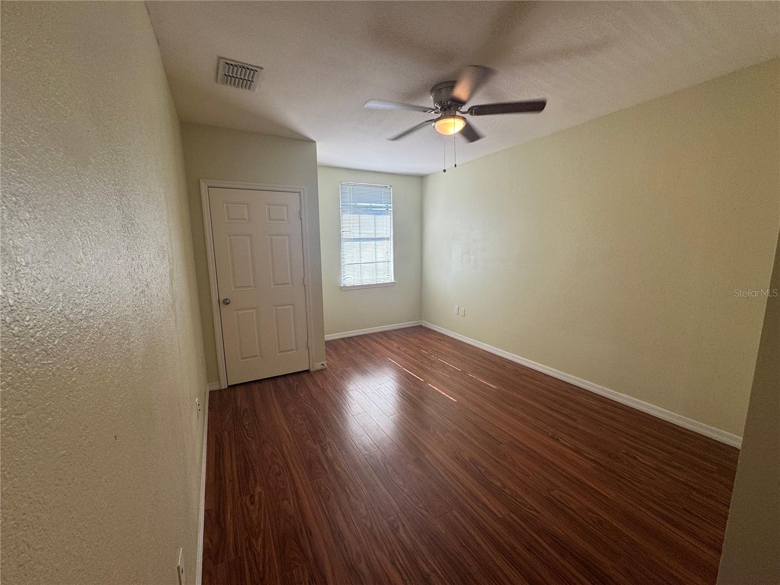 REGISTRY/MICHIGAN PARK CONDO - Residential