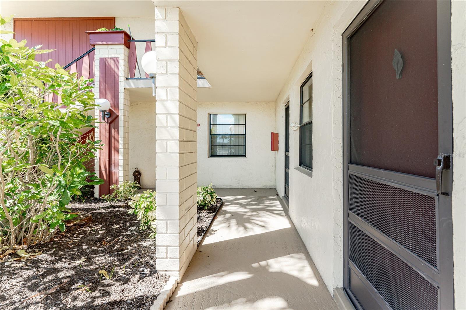 RIVERHOUSE - Residential