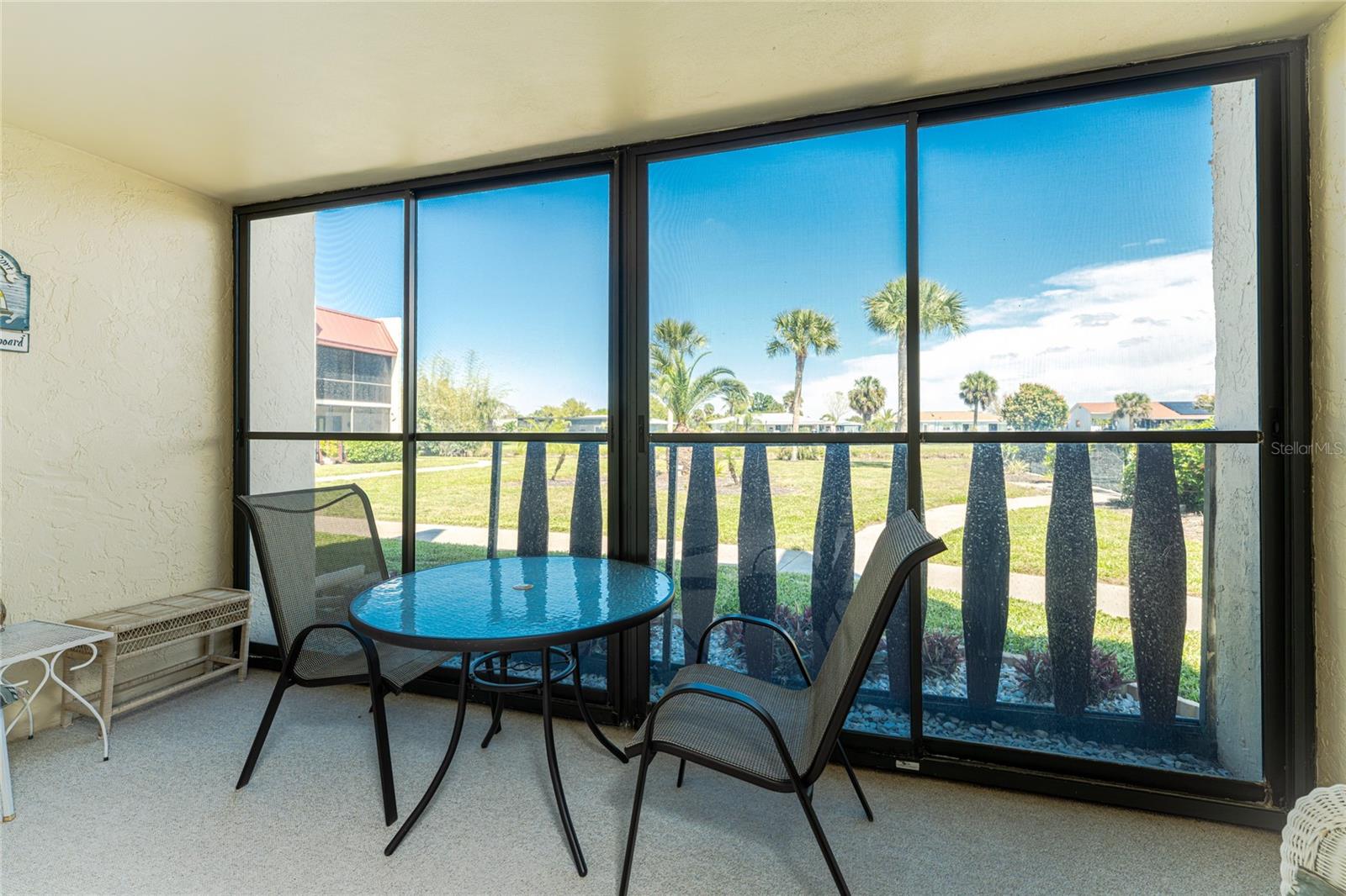 RIVERHOUSE - Residential