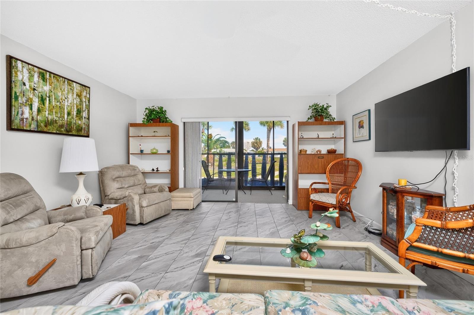 RIVERHOUSE - Residential