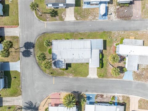 Tiny photo for 270 Palai Avenue, Leesburg, FL 34788 (MLS # G5110451)