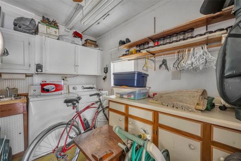 Tiny photo for 270 Palai Avenue, Leesburg, FL 34788 (MLS # G5110451)