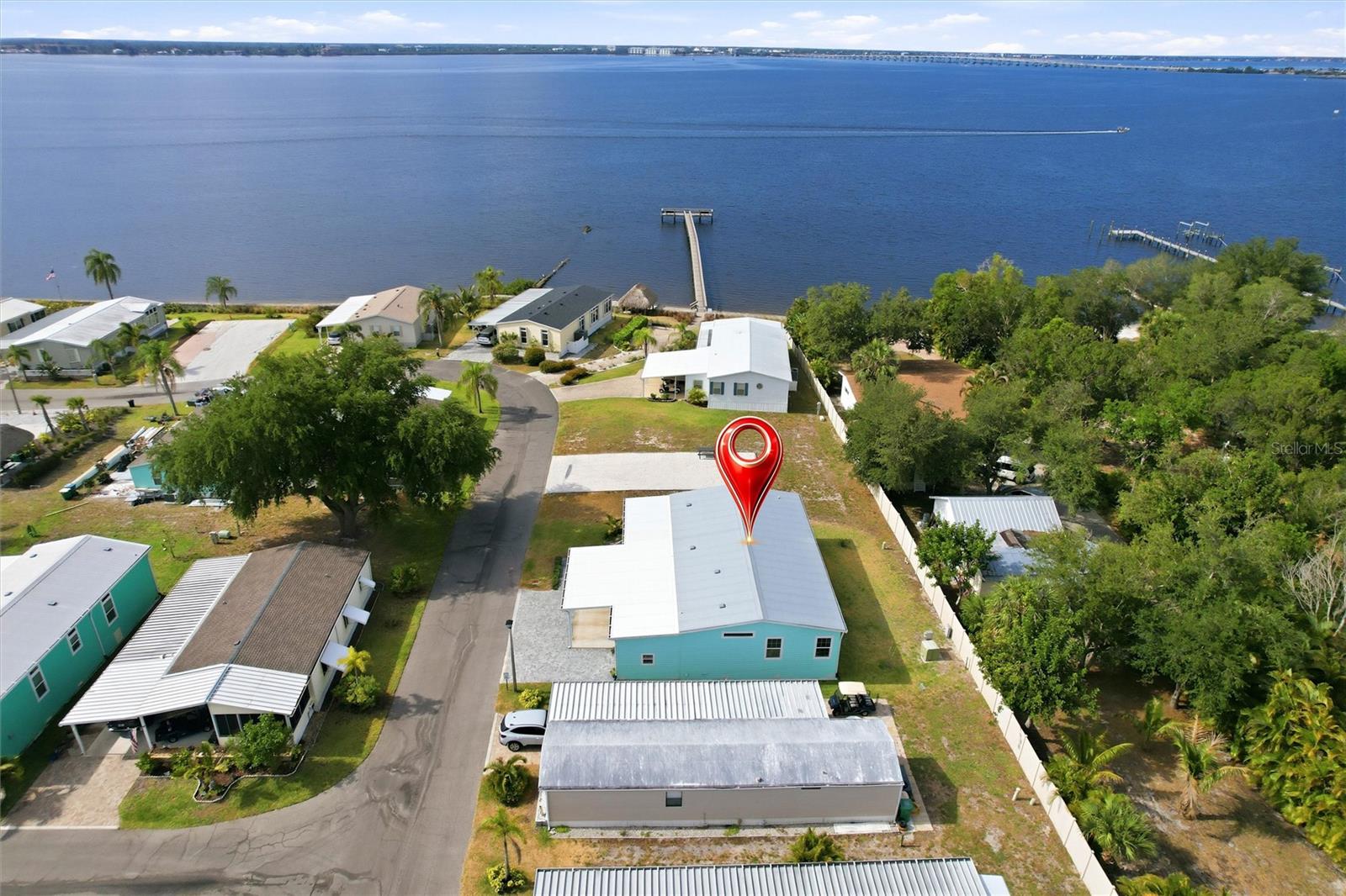 HARBOR VIEW ON THE BAY - Residential