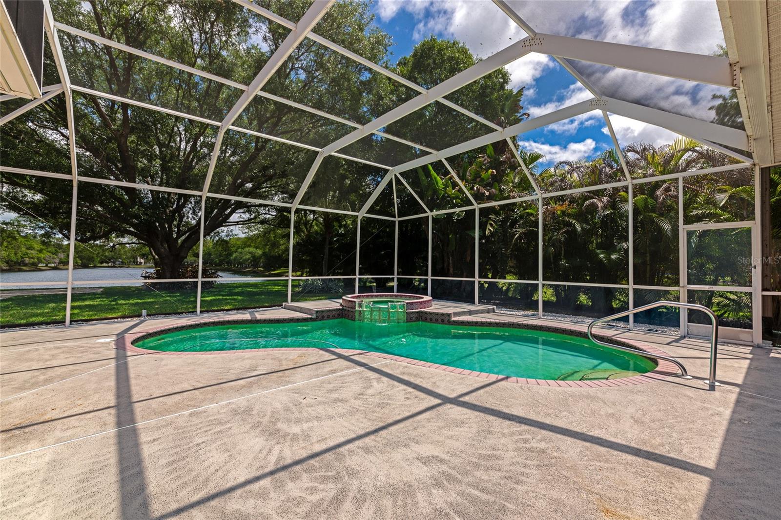 COUNTRY CREEK SUB PH I - Residential