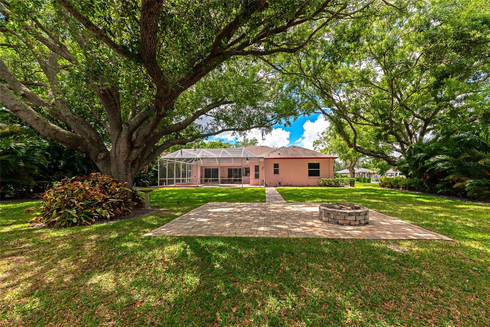 COUNTRY CREEK SUB PH I - Residential