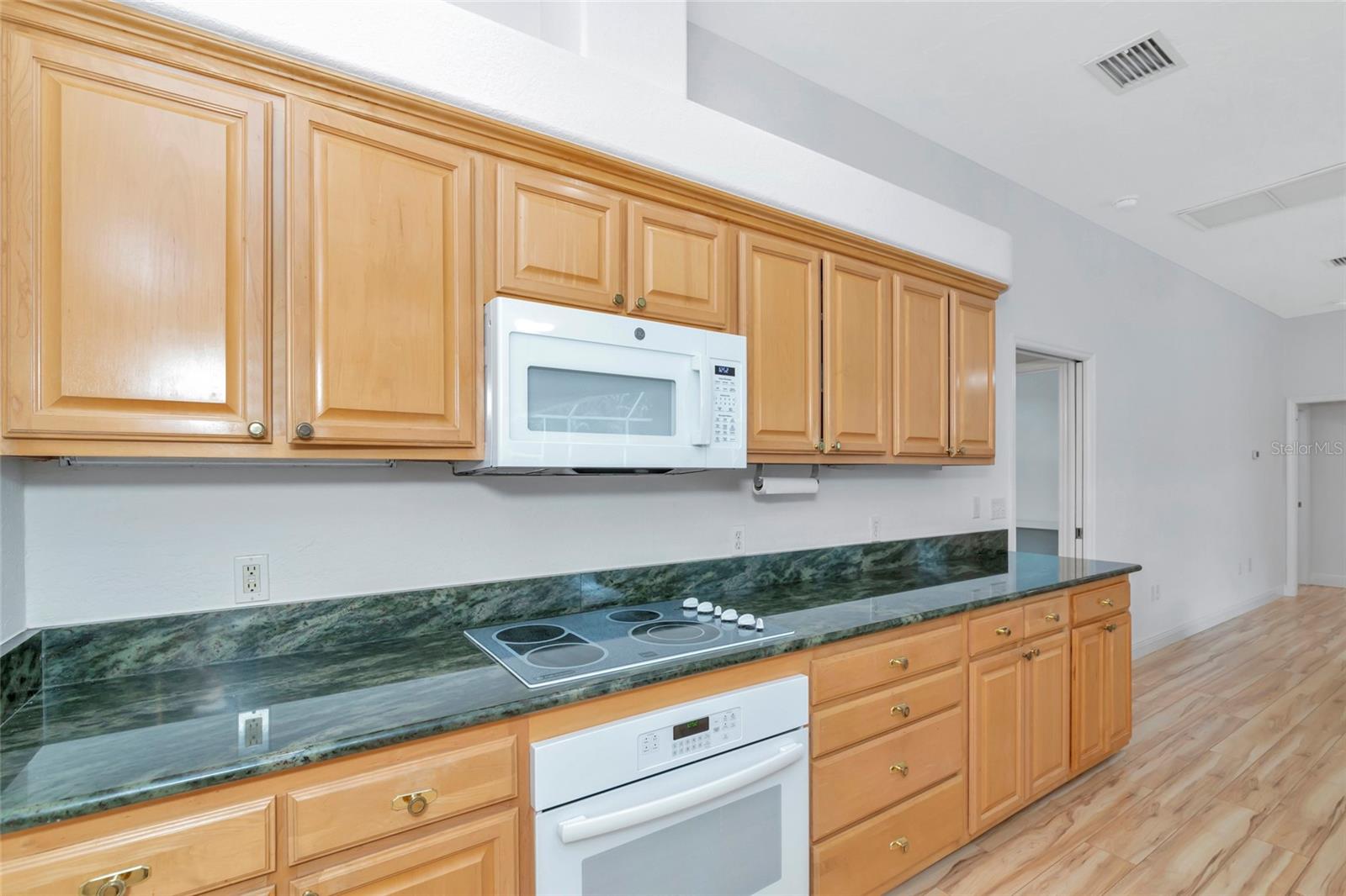 COUNTRY CREEK SUB PH I - Residential