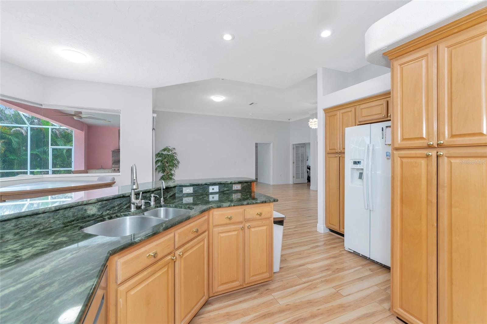 COUNTRY CREEK SUB PH I - Residential