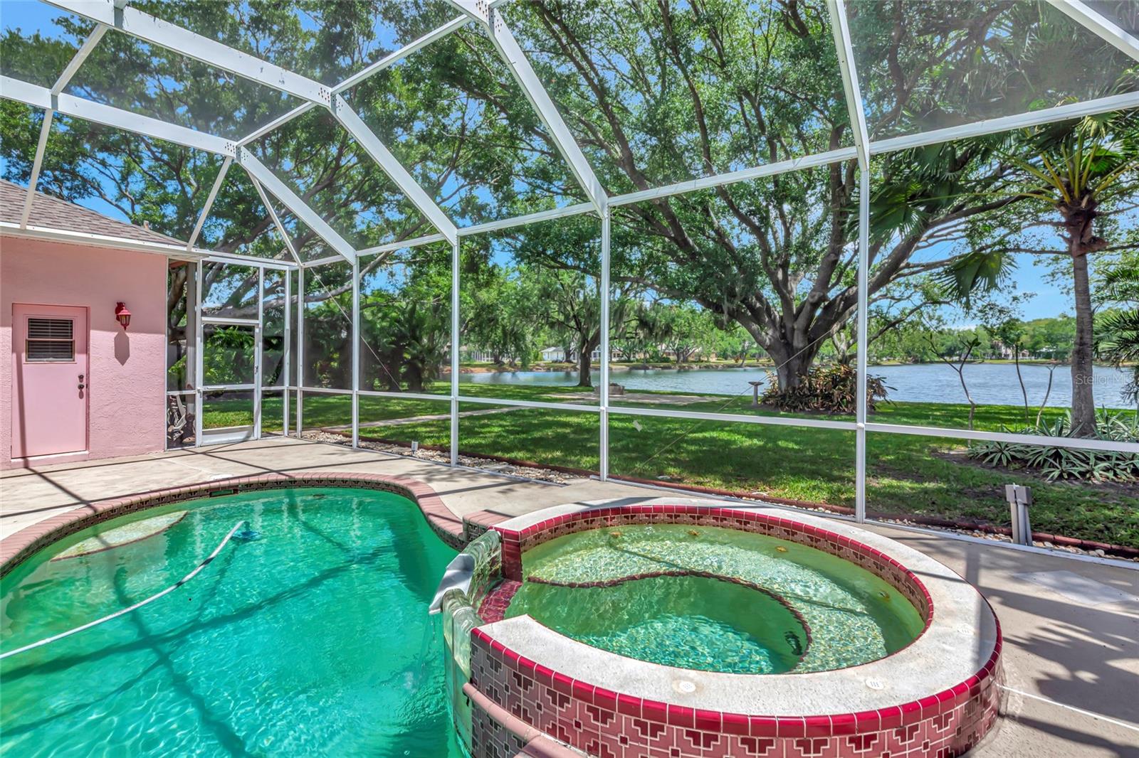 COUNTRY CREEK SUB PH I - Residential