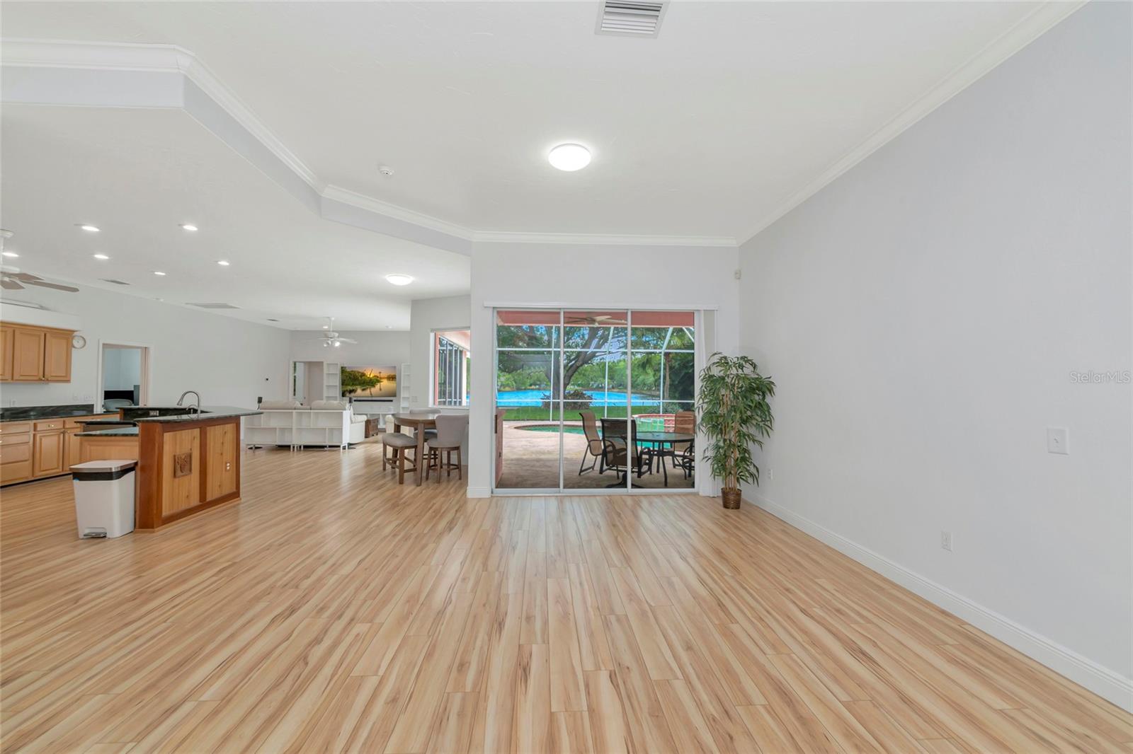 COUNTRY CREEK SUB PH I - Residential