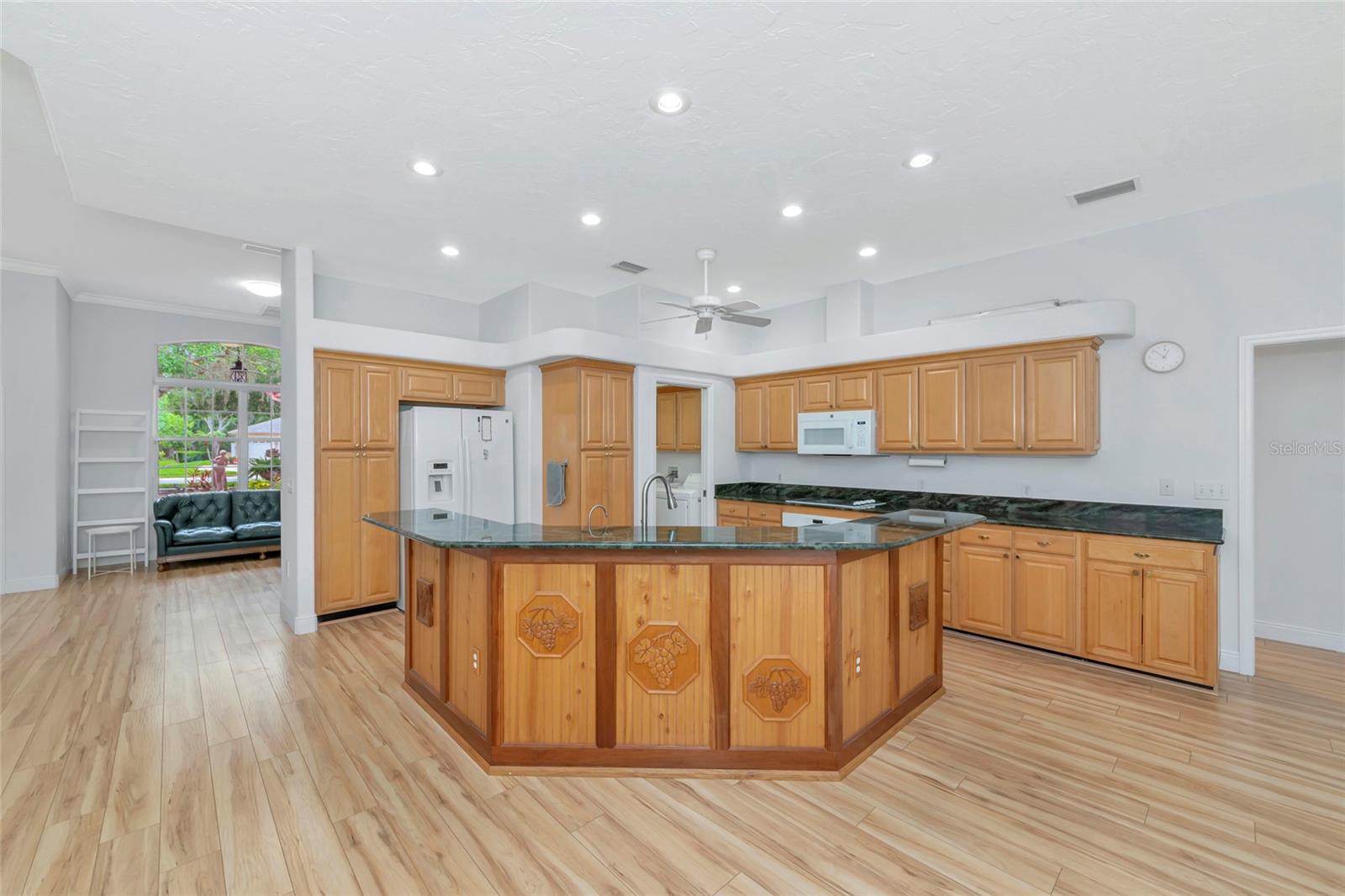 COUNTRY CREEK SUB PH I - Residential