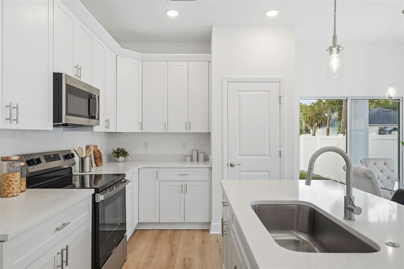 SEMINOLE PARK - Residential