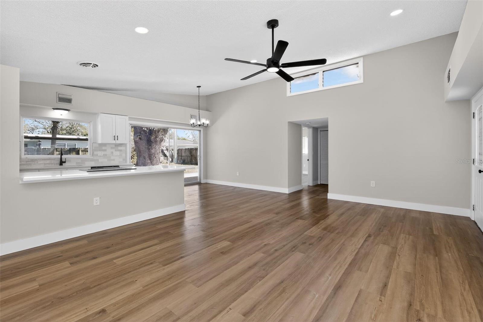 HIGHLAND PINES 5TH ADD - Residential