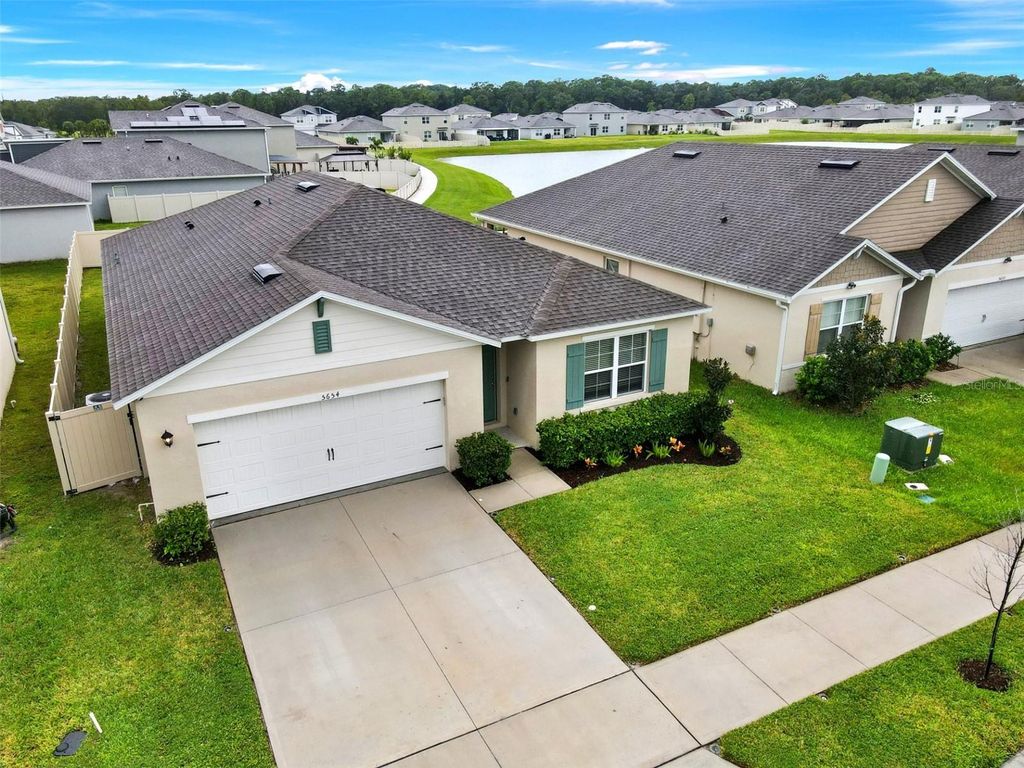 Photo of 5654 Winona Drive, Saint Cloud, FL 34771 (MLS # S5136175)