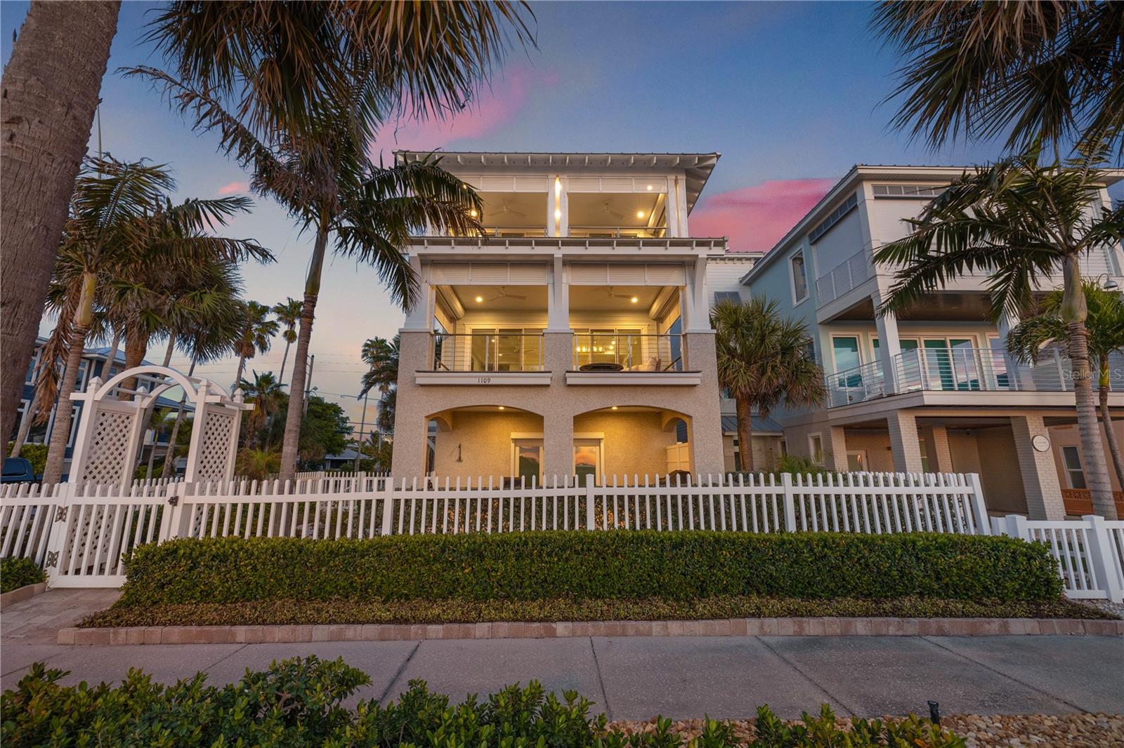 MOREY BEACH - Residential