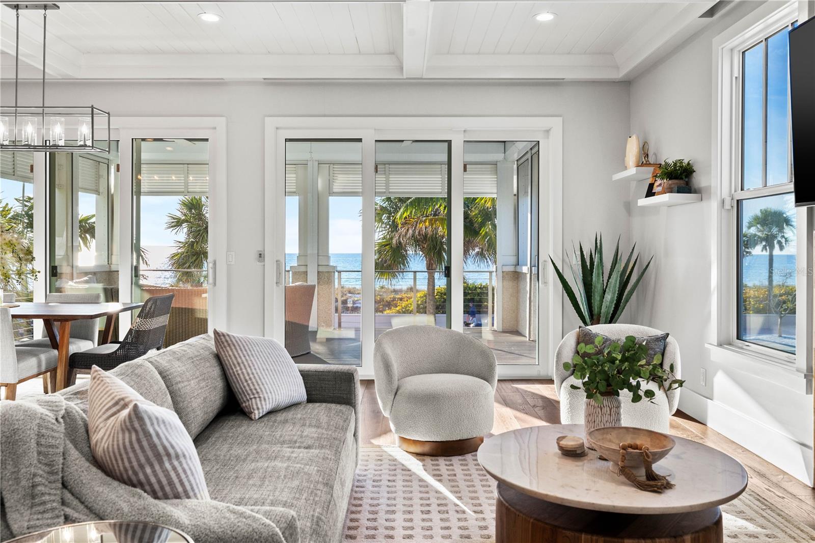 MOREY BEACH - Residential