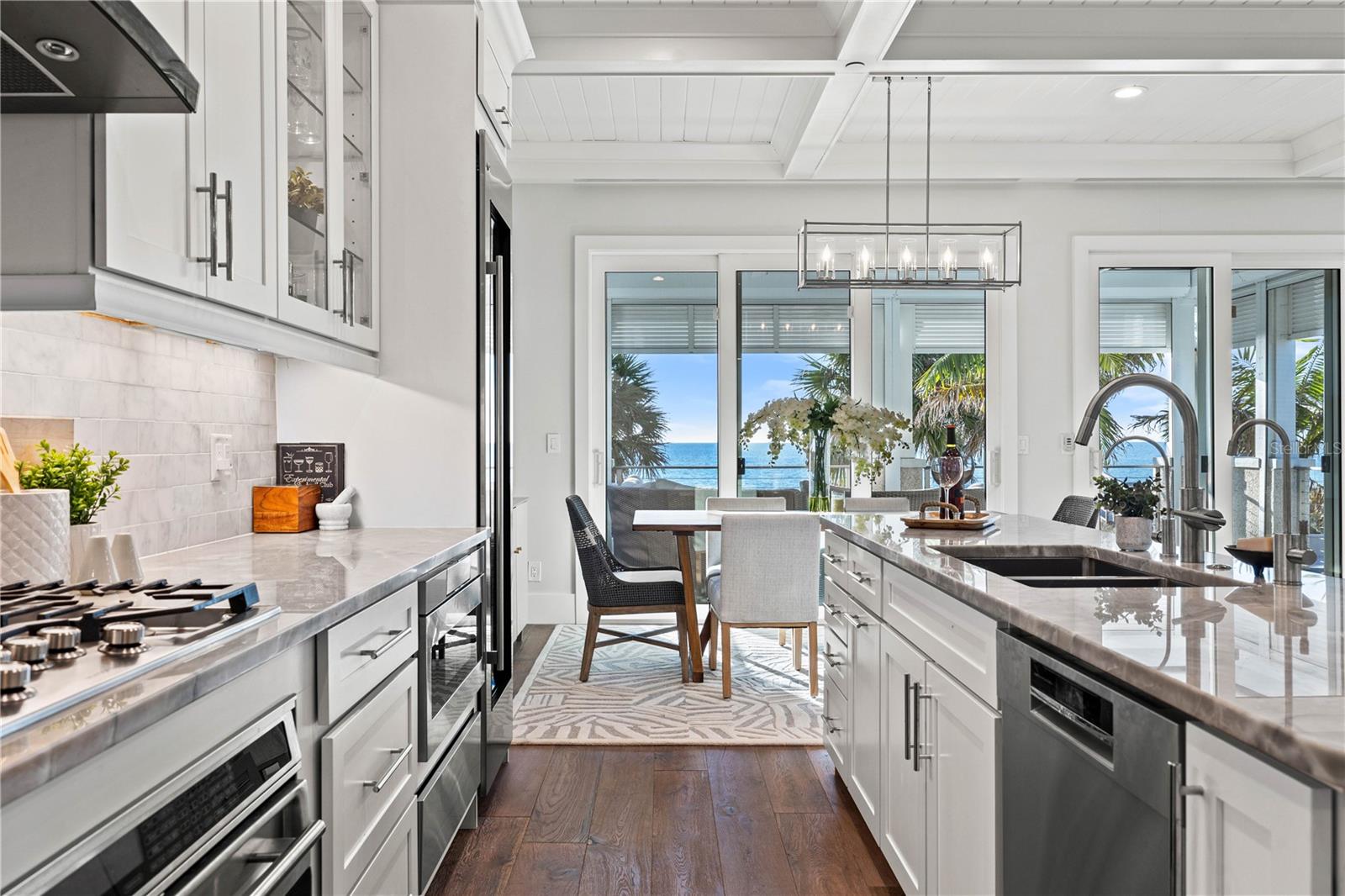 MOREY BEACH - Residential