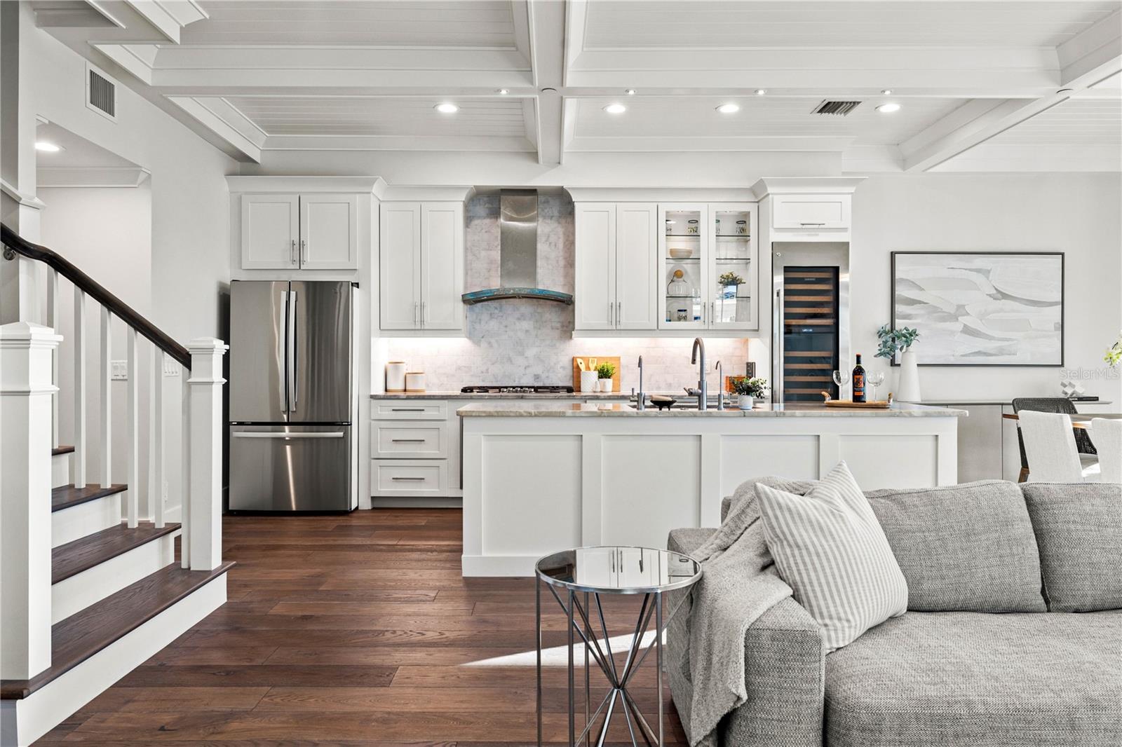 MOREY BEACH - Residential