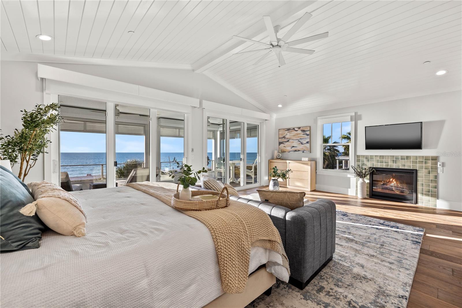 MOREY BEACH - Residential