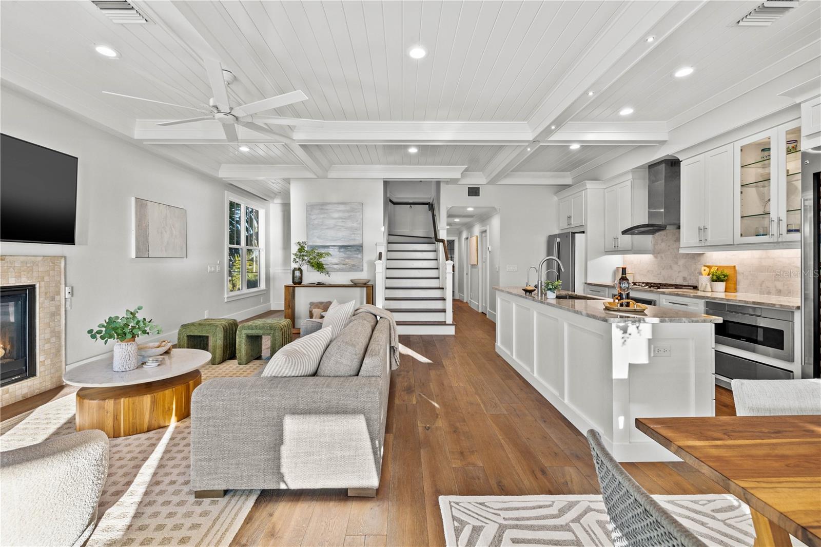 MOREY BEACH - Residential