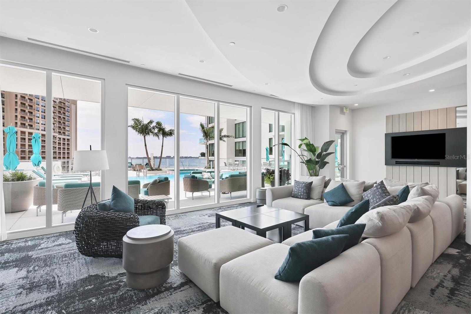 BAYSO SARASOTA CONDOMINIUM - Residential Lease