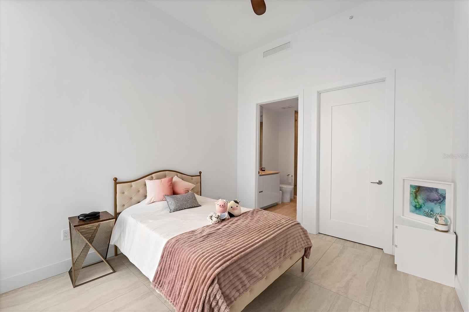 BAYSO SARASOTA CONDOMINIUM - Residential Lease
