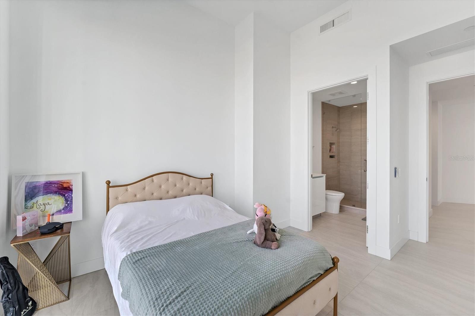 BAYSO SARASOTA CONDOMINIUM - Residential Lease