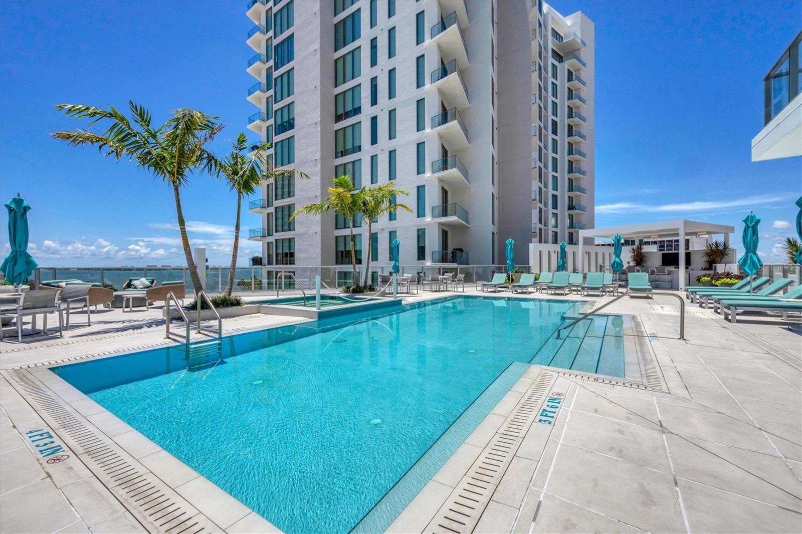 BAYSO SARASOTA CONDOMINIUM - Residential Lease