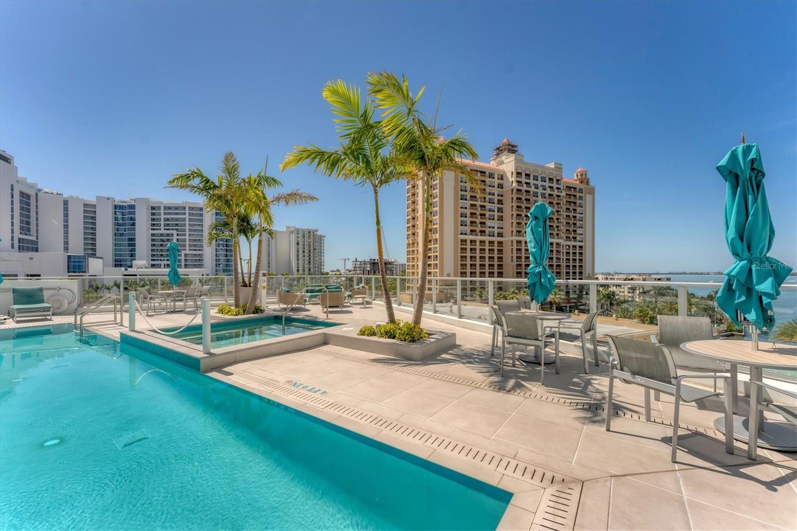 BAYSO SARASOTA CONDOMINIUM - Residential Lease