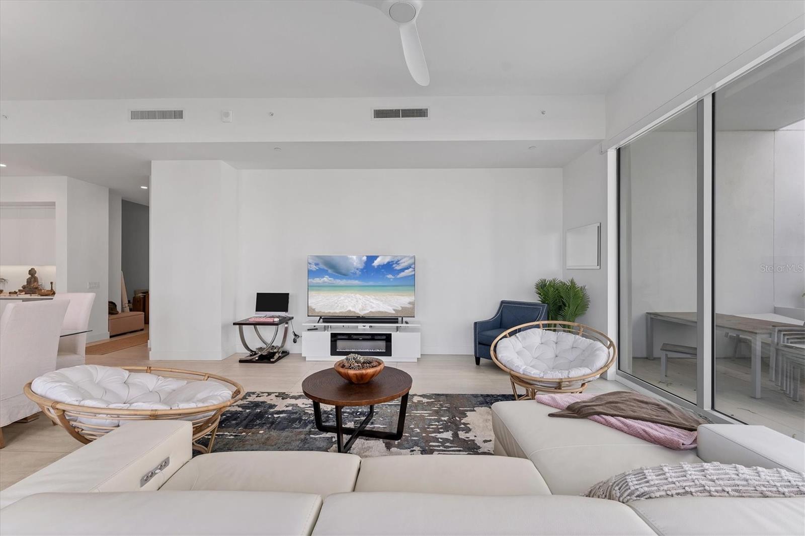 BAYSO SARASOTA CONDOMINIUM - Residential Lease