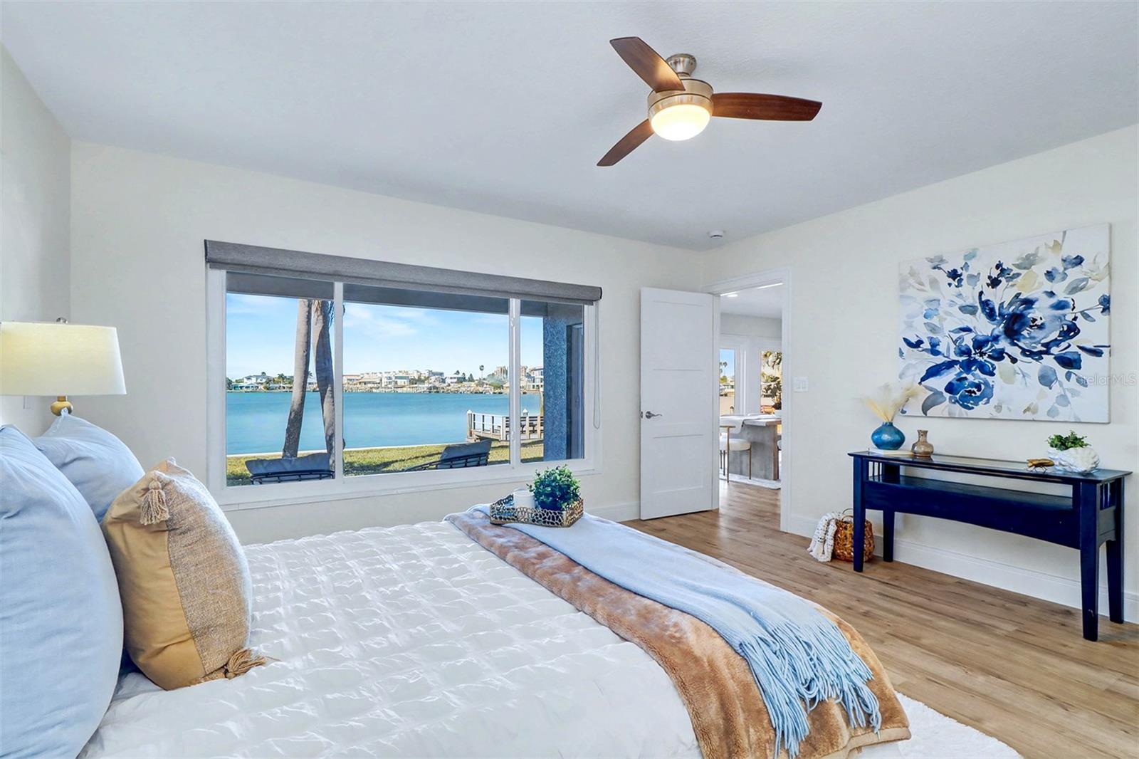 SUNRAY BEACH HOMES - Residential