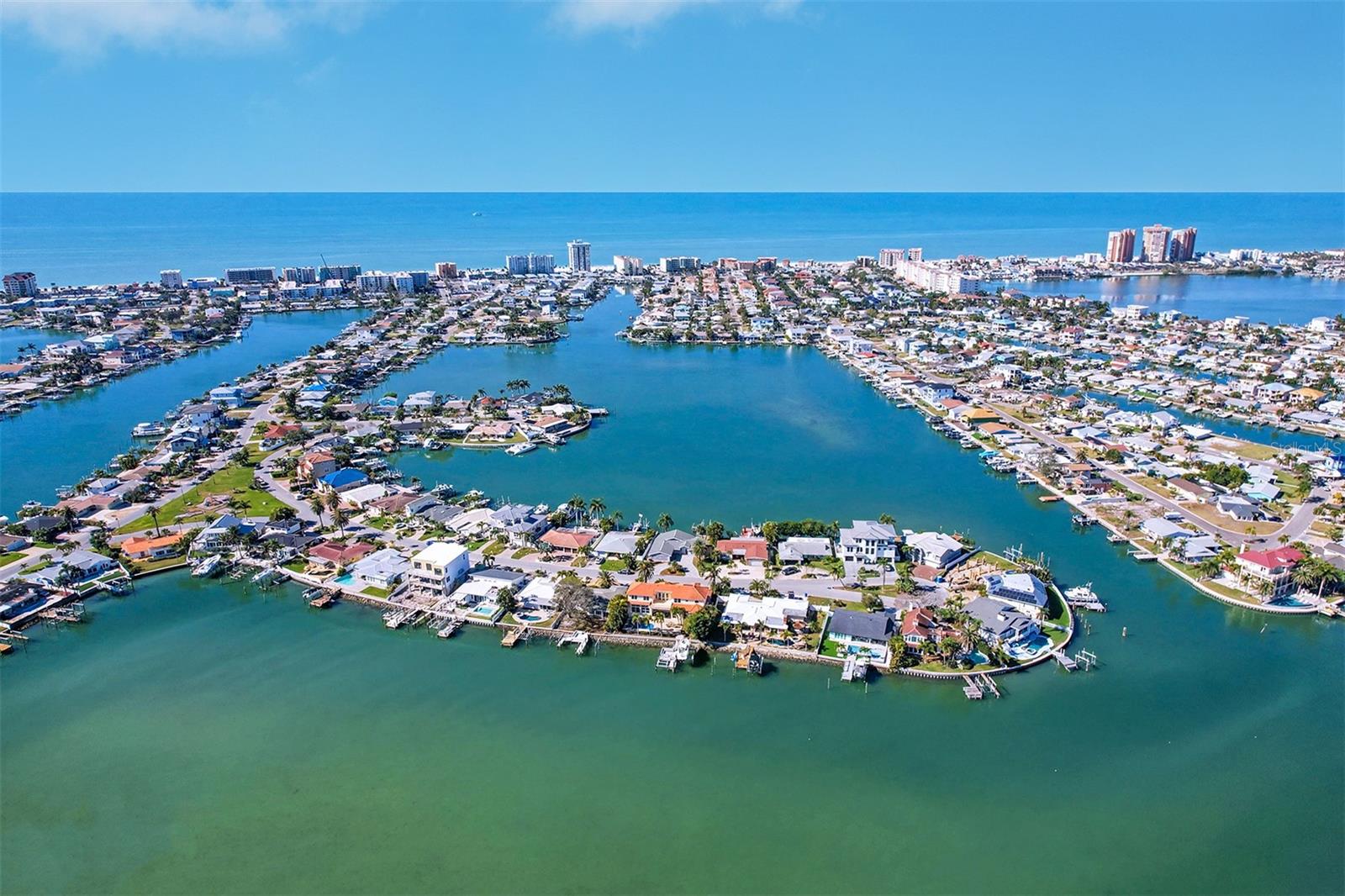 SUNRAY BEACH HOMES - Residential