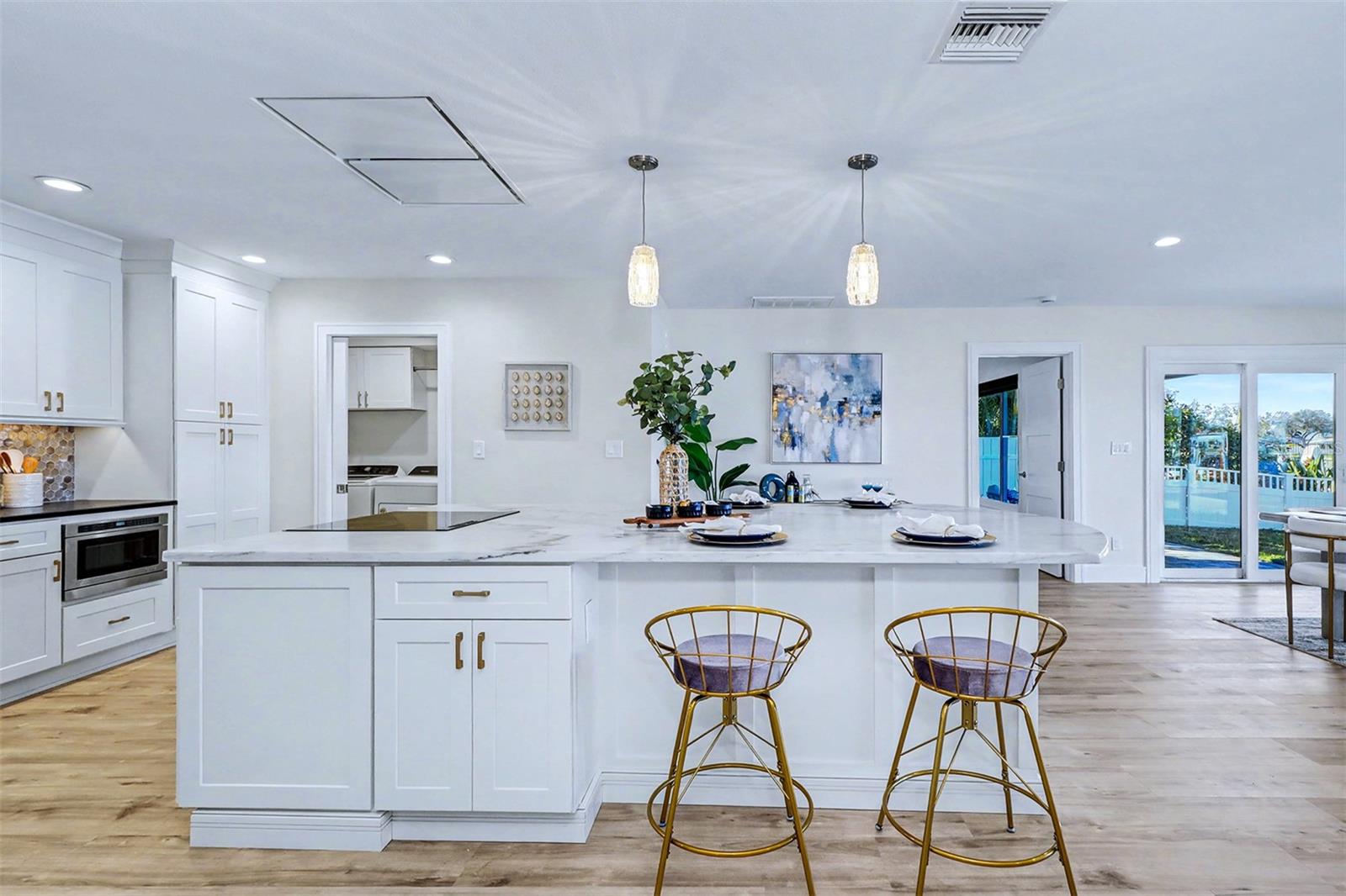 SUNRAY BEACH HOMES - Residential