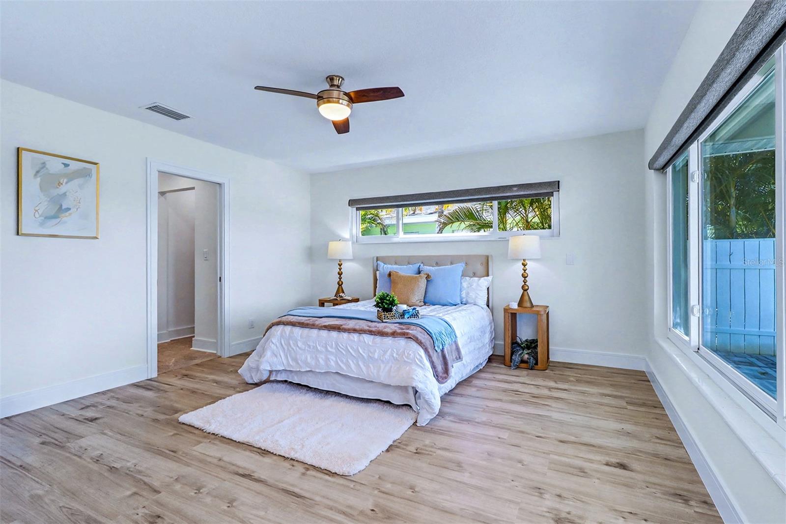 SUNRAY BEACH HOMES - Residential