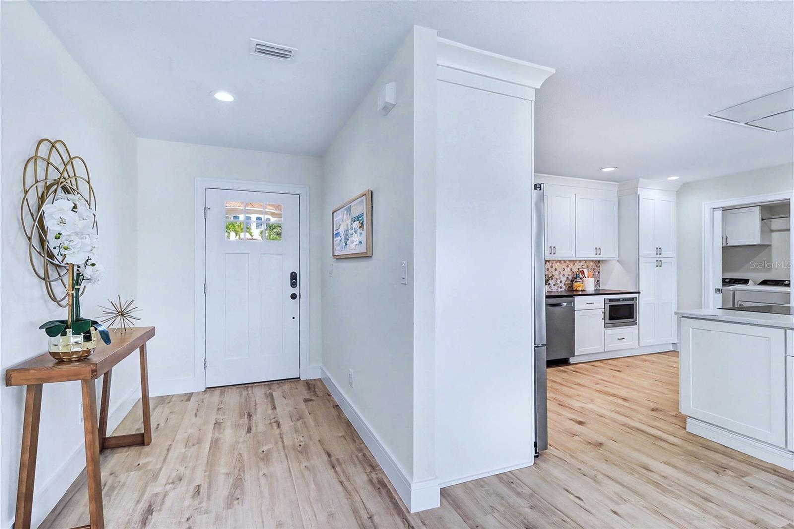 SUNRAY BEACH HOMES - Residential