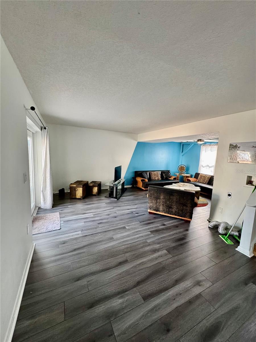OAK BRIDGE RUN A CONDO - Residential