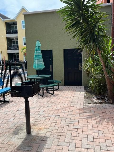 THE QUARTER AT YBOR - Residential Lease