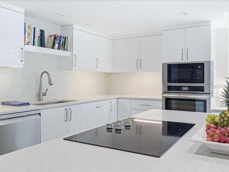 HEMINGWAY CONDO THE - Residential