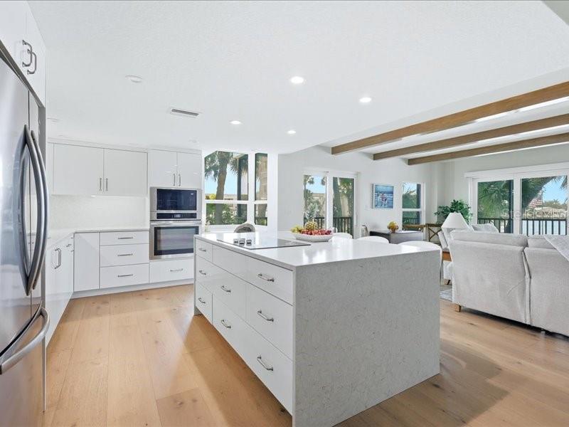 HEMINGWAY CONDO THE - Residential